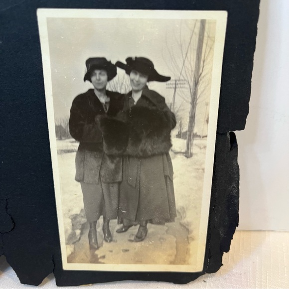 Ephemera set of 9 Vintage Photographs of Varying Content One Postcard - Picture 12 of 13